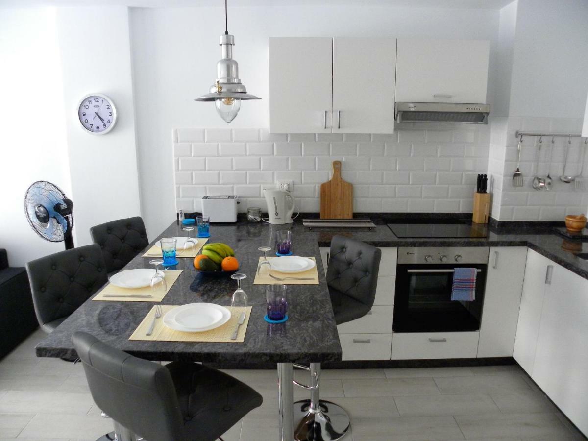 Ben'Sholidayflat Ideal For Families Groups And Couples Terrace Solarium Wi-Fi Netflix Smart Tv 厄尔梅达诺 外观 照片
