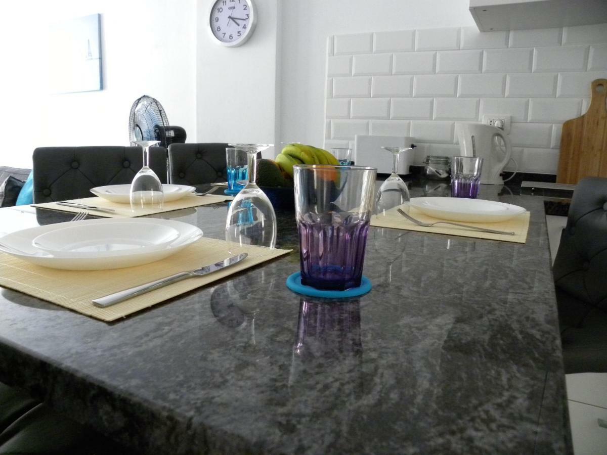 Ben'Sholidayflat Ideal For Families Groups And Couples Terrace Solarium Wi-Fi Netflix Smart Tv 厄尔梅达诺 外观 照片
